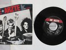 DIE ÄRZTE - DU WILLST MICH KÜSSEN REMIX / DIE ANTWORT BIST DU CBS 6849 '7 NL'86