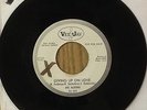 Aki Aleong-Giving Up On Love/Love Is Funny-Vee Jay 527-NORTHERN SOUL