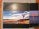 PEARL JAM YIELD LP FIRST PRESSING VG