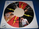 Queen - ORIGINAL SIGNED - LP insert - incl. Freddie Mercury