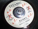 SURF GARAGE INSTRO ROCKERS 45  - CHARLES WRIGHT AND THE MALIBUS - RUNKY
