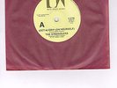 STRANGLERS- GET A GRIP ON YOURSELF-  RARE AUSSIE PRESSING-  PUNK- FEB. 1977 MINT