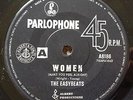 THE EASYBEATS - WOMEN B/W IN MY BOOK - OZ PARLOPHONE 45 - 1966 - STEVIE WRIGHT