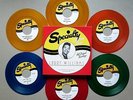 LARRY WILLIAMS   SPECIALTY COLLECTORS' SERIES 6-45 COLORED VINYL BOX   NM+ 