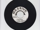 MASSIVE/WAR DE ROUND A JOHN SHOP   -  WAILING SOULS  (84  REGGAE ROOTS 7