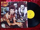 DAVID BOWIE - DIAMOND DOGS - (CANADA) RCA NEAR MINT -  More BOWIE Listed