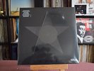 DAVID BOWIE - BLACKSTAR SEALED  180 GRAM VINYL ABUM PLUS DIGITAL DOWNLOAD