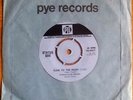 Status Quo - Tune To The Music 7