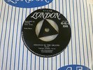 YOUNG JESSIE SHUFFLE IN THE GRAVEL RARE UK LONDON TRI ORIGINAL STUNNING