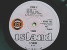 JETHRO TULL LP.'STAND UP'. PINK ISLAND 1ST PRESS ILPS 9103 ** 180 GRAM  **