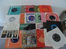 COLLECTION OF 25, 7 INCH SINGLES TO INCLUDE BEATLES & OTHERS