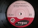 Unique Johnny HALLYDAY Kili watch EP VOGUE 7812 Erreur,différent centreur EX+ *