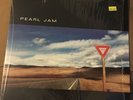 PEARL JAM Yield RARE VINYL LP used W/ Shrink NICE 1998 Original  Black Vinyl