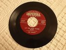 ROY BROWN  LET THE FOUR WINDS BLOW/DIDDY-Y-DIDDY-O   IMPERIAL 5439