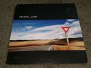 PEARL JAM - YIELD  LP- 1ST 1998 PRESSING INCLUDING STICKER (NIRVANA / REM)