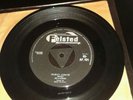 Jiv-a-tones-Flirty gertie- UK Felsted af. 101 1957 tri centre vg+ 45 classic rnr
