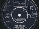 Stevie Wonder - Kiss Me Baby 45 Tamla Motown TMG505