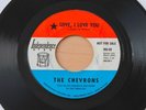 THE CHEVRONS Love, I Love You/Dreams 45 RARE Northern Soul HEAR