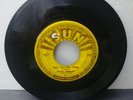 ELVIS PRESLEY -BABY LET'S PLAY HOUSE -SUN 217-1955 1ST Press - DELTA PRESS.-
