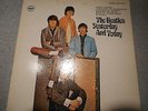 THE BEATLES YESTERDAY AND TODAY     LP  WITH LYRIC SHEET  JAPANESE PRESSING 308