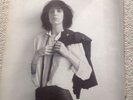 PATTI SMITH...HORSES...Original 1975 UK 1st Pressing ARTY 122 A-1U/B-1U
