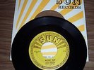 ELVIS PRESLEY ORIGINAL RARE SUN RECORD # 223 MYSTERY TRAIN + SUN SLEEVE