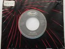 *THE BEATLES Hey Jude / Revolution NM- CANADA CAPITOL 1983 Reissue RARE 45 Vinyl