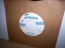 THE BEATLES She Loves You SWAN 4152  RECORD WHITE & BLUE LABEL VERY RARE NM- 45