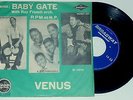 BABY GATE  (Mina )      -- venus --