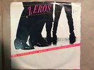 The Zeros-Wild Weekend/Beat Your Heart Out 7