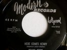 YOUNG JESSIE . HERE COMES HENRY/OOCHIE COOCHIE .. 2-sided 50s Rocker . Nice Copy