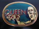 QUEEN  :  ORIGINAL 1977 - NEWS OF THE WORLD - VINTAGE BELT BUCKLE - PACIFICA USA