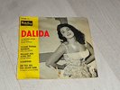 DALIDA EN ALLEMAND   DISQUE   EP 45 TOURS  TSCHAU TSCHAU BAMBINA