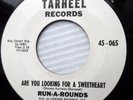 RUN A ROUNDS doowop 45 LET THEM TALK ARE YOU LOOKING FOR A SWEETHEART e8306