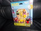 THE BEATLES K'NEX /( LEGO)  YELLOW SUBMARINE MODEL FIGURES AND INSTRUMENTS NEW