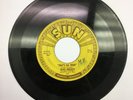 Elvis Presley Sun 45 RPM 209 Blue Moon Of Kentucky / That's All Right Push Marks