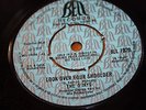 THE O’JAYS - LOOK OVER YOUR SHOULDER / I’M SO GLAD I FOUND YOU - VERY GOOD++