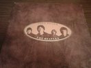 THE BEATLES -LOVE SONGS(1978 CDN CAPITOL)RARE GOLD VINYL WITH BOOK