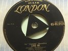 001 Fats Domino LONDON GOLD UK 7