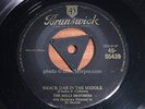 MILLS BROTHERS = Smack Dab In The Middle [Jacks] = EX/NEAR MINT = BRUNSWICK 0543