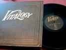 PEARL JAM VITALOGY LP NO BAR CODE ORIG PRESS BOOKLET EPIC 66900 VG+/VG+ VEDDER