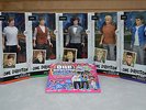 One Direction : Stickerbook + 5 One Direction poppen / poupées / dolls (New Set)