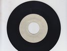 BLANK(OLIVE BLOSSOM)/ MOVE YOUR FEET  -  LARRY MARSHALL  (67 ROCKSTEADY 7