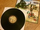 OASIS BE HERE NOW VINYL LP AS NEW
