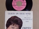 PATSY CLINE Tra Le La Triangle/Leavin' On Your Mind 1963 Decca 31455 45 & sleeve