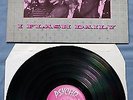 LP von  The Daily Flash ?– I Flash Daily