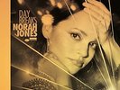 NORAH JONES - DAY BREAKS (WITH DOWNLOAD/GATEFOLD) - VINYL