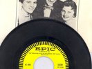 45 w/PS The Jamies: Summertime Summertime b/w Searching For You; Orig 1958 MINT-