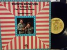 Tommy Olivencia con Chamaco Ramirez- Plante Bandera