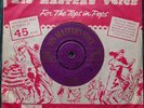 ELVIS PRESLEY Blue Moon/I Dont Care If The Sun Dont Shine HMV PURPLE/GOLD RARE